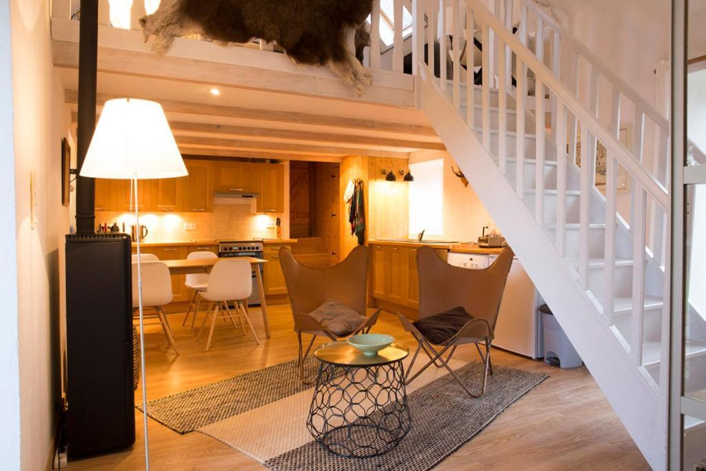 La Colline Des Renards Chambres Locmaria-Berrien Exterior foto