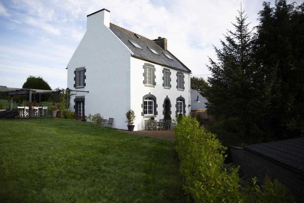 La Colline Des Renards Chambres Locmaria-Berrien Exterior foto